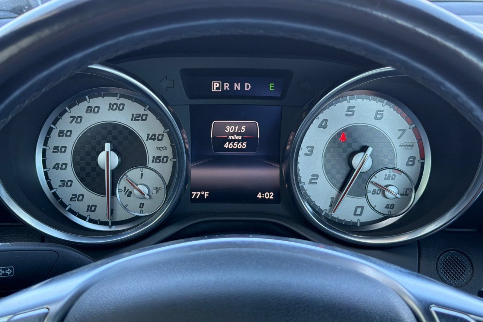 Used 2015 Mercedes-Benz SLK 250 w/ Premium Package image 21
