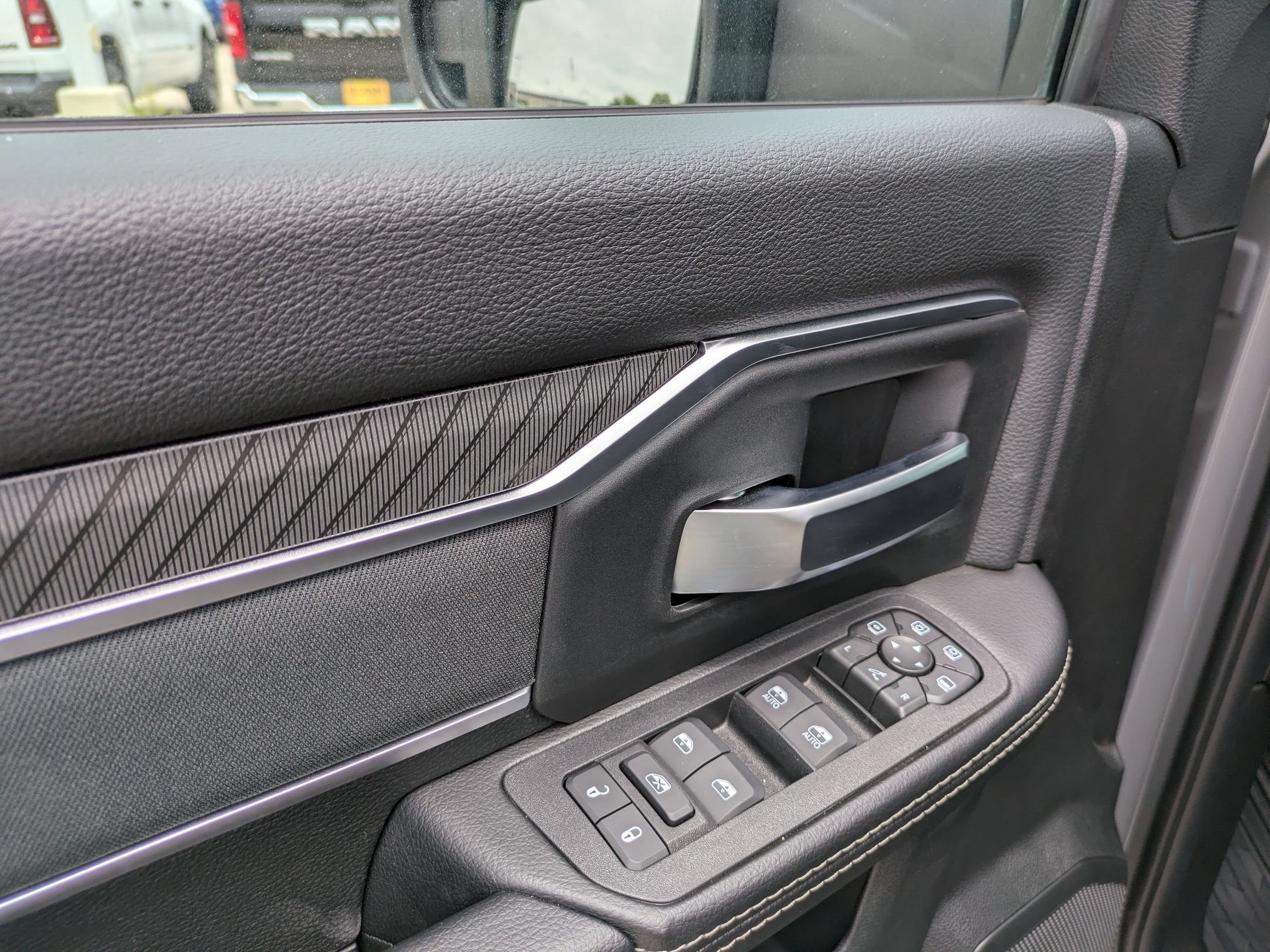 New 2026 RAM 2500 Lone Star AWD/4WD image 12