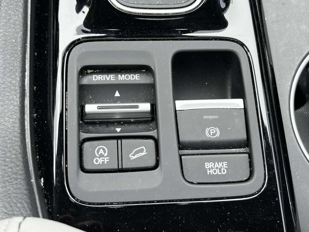 Used 2023 Honda Pilot Elite image 34