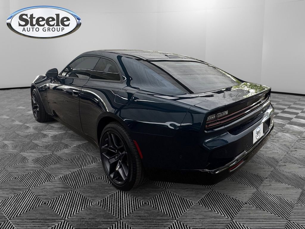 Used 2024 Dodge Charger R/T w/ Plus Group image 3