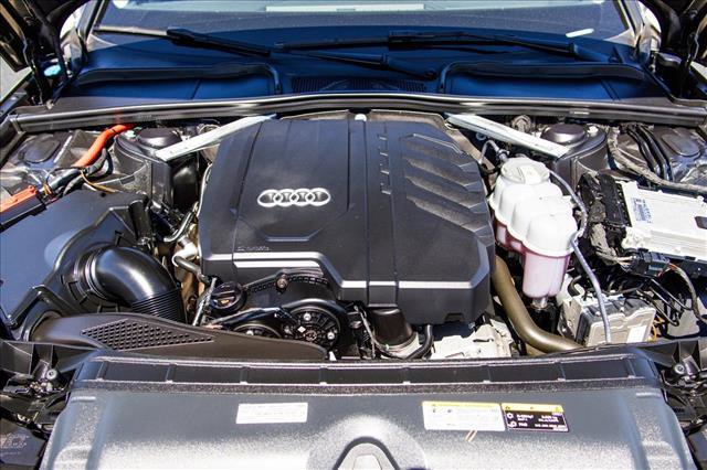 Used 2023 Audi A4 2.0T Premium w/ Convenience Package AWD/4WD image 26