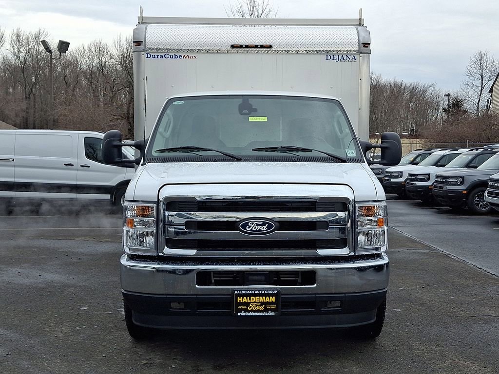 Used 2026 Ford E-350 and Econoline 350 Super Duty w/ Power Equipment Group image 2