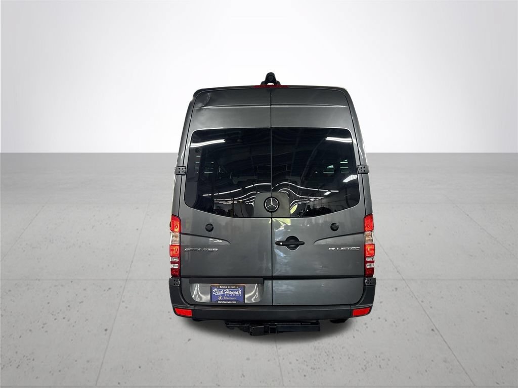 Used 2015 Mercedes-Benz Sprinter 2500 image 7