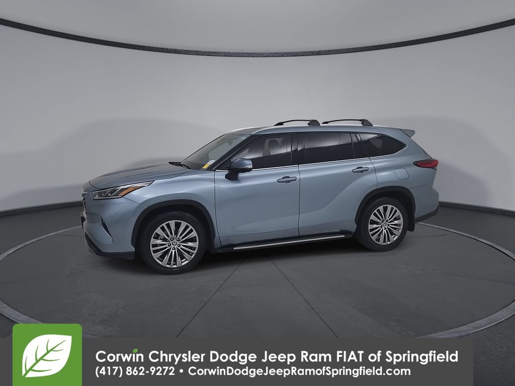 Used 2023 Toyota Highlander Platinum FWD image 8