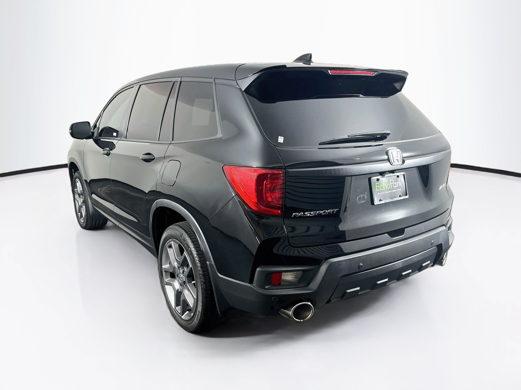 Used 2023 Honda Passport EX-L image 5