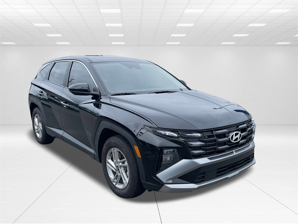 Certified 2025 Hyundai Tucson SE