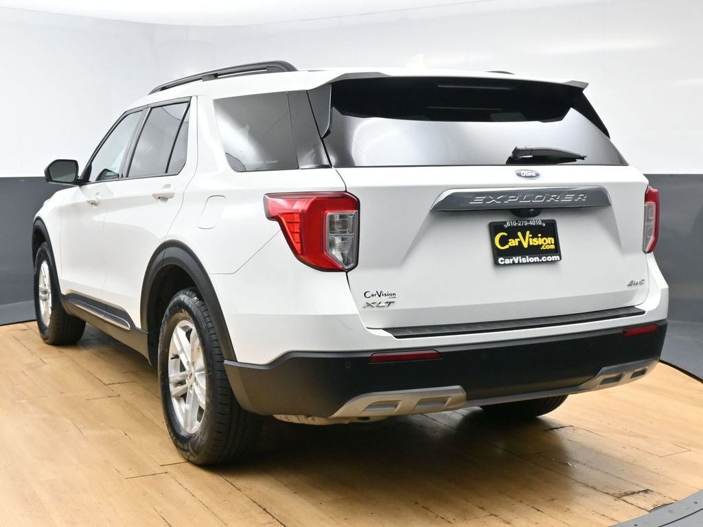 Used 2022 Ford Explorer XLT w/ Equipment Group 202A AWD/4WD image 7