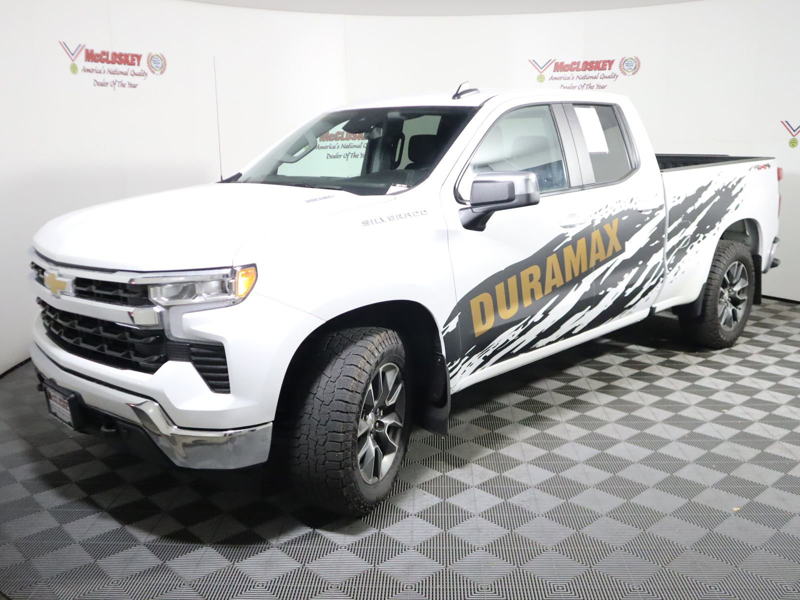 Used 2023 Chevrolet Silverado 1500 LT image 13