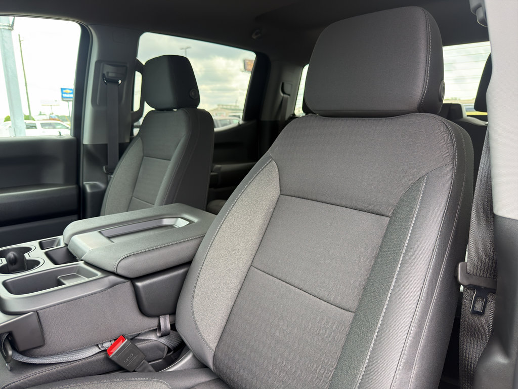 New 2026 Chevrolet Silverado 1500 Custom w/ Turbomax Blackout Package AWD/4WD image 20