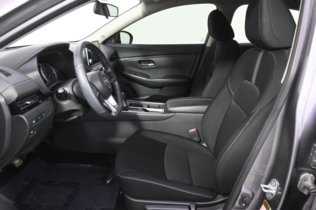 Used 2022 Nissan Sentra SV FWD image 13