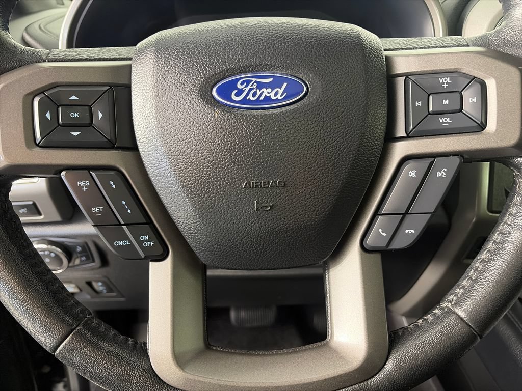 Certified 2019 Ford Expedition XLT w/ Equipment Group 202A AWD/4WD image 16
