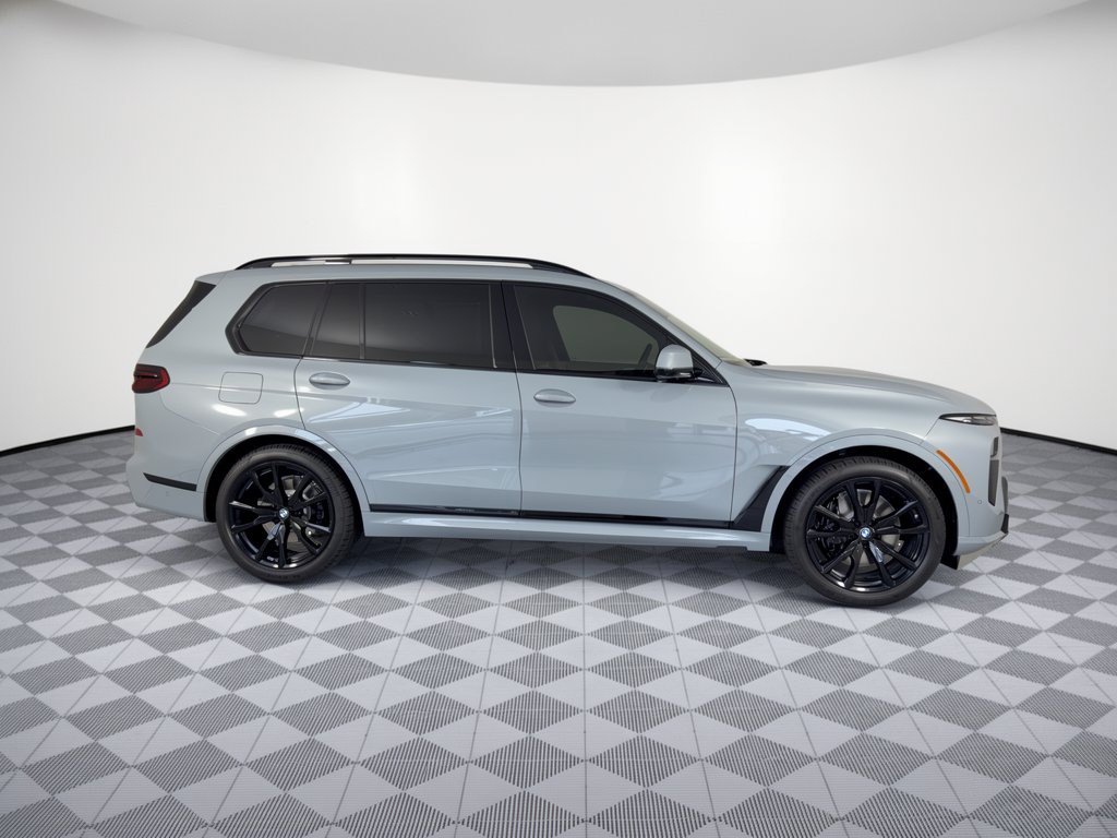 New 2027 BMW X7 xDrive40i w/ M Sport Package AWD/4WD image 8