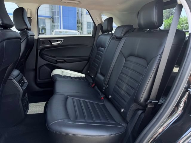 Used 2022 Ford Edge SEL w/ Convenience Package AWD/4WD image 22