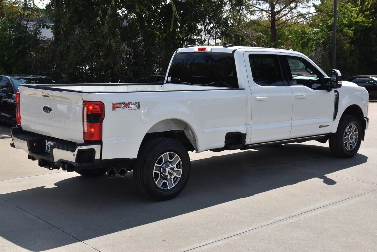 Used 2023 Ford F250 Lariat w/ Lariat Ultimate Package AWD/4WD image 7