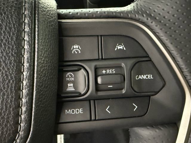 New 2026 Toyota 4Runner SR5 AWD/4WD image 12