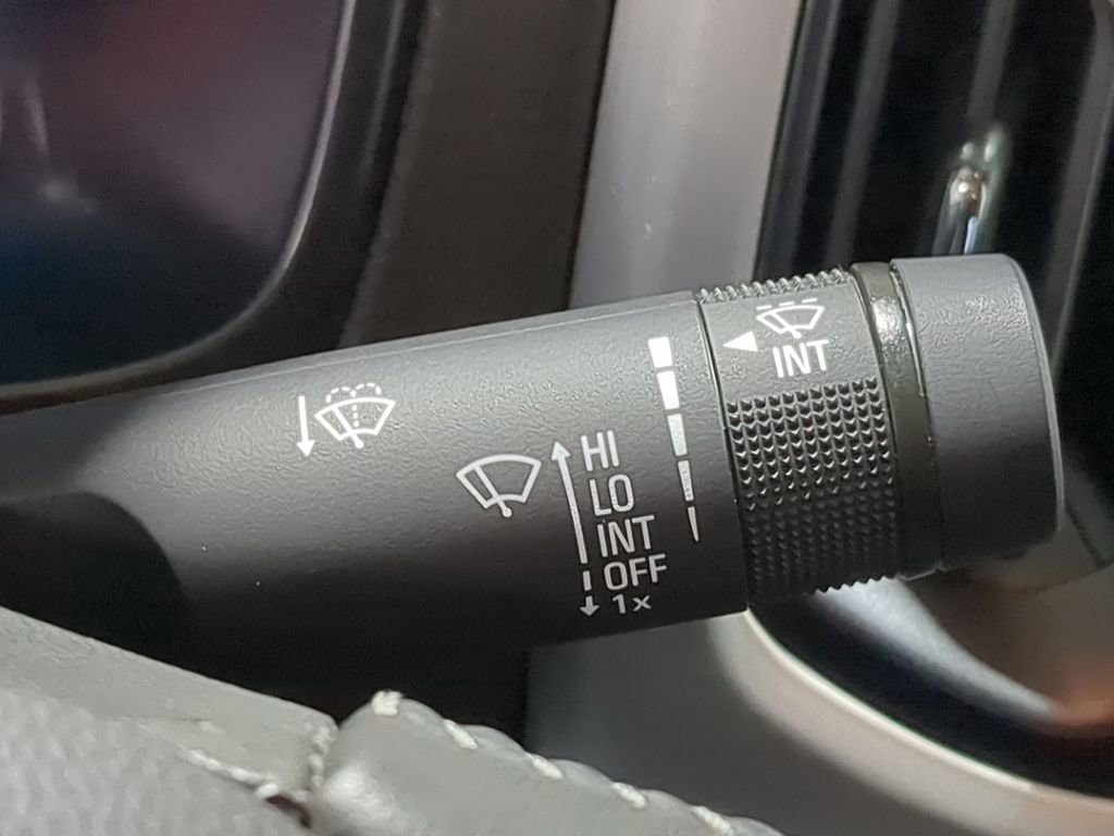 Used 2022 GMC Canyon Elevation w/ Trailering Package RWD image 25