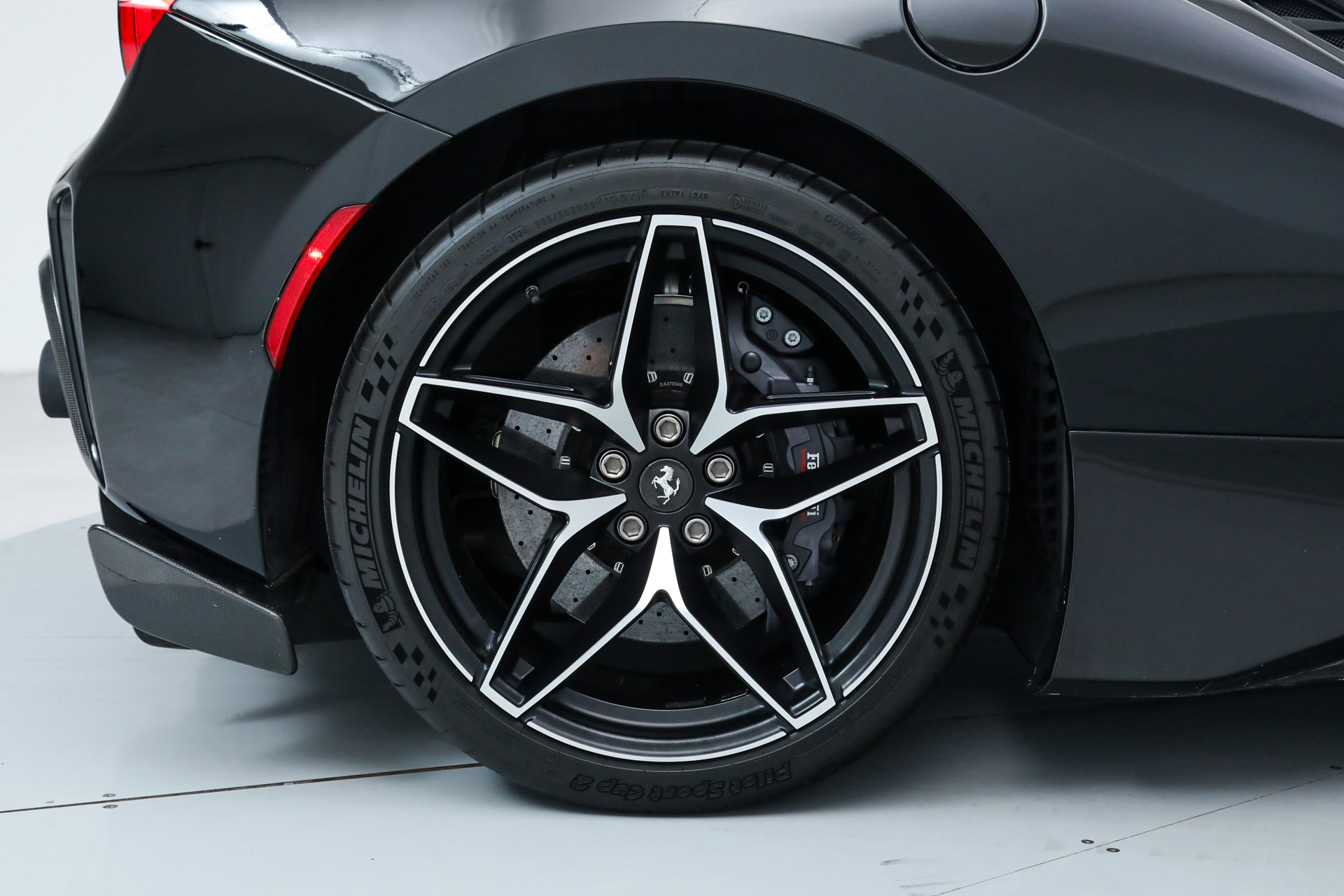 Certified 2019 Ferrari 488 Pista Spider image 41