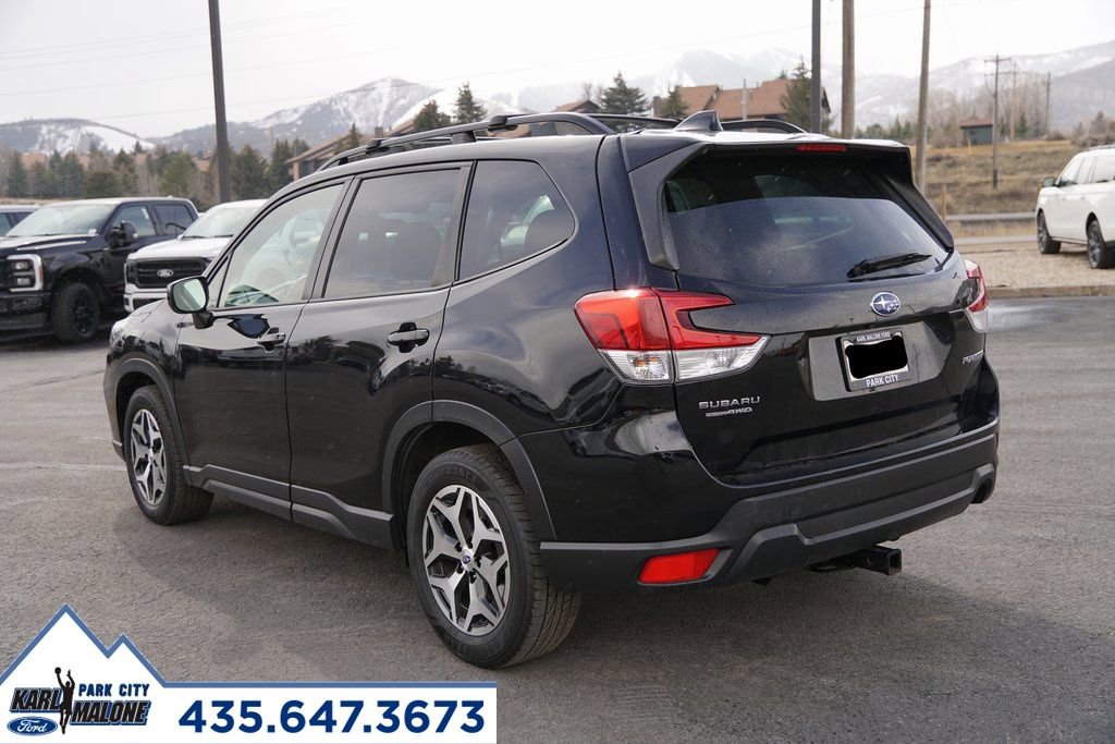 Used 2020 Subaru Forester Premium image 4