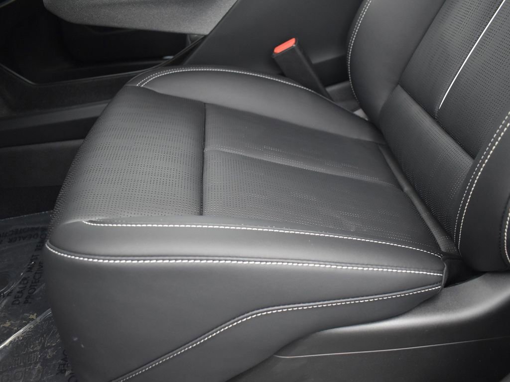 New 2026 Cadillac Optiq Sport 2 w/ LPO, Floor Liner Package image 10