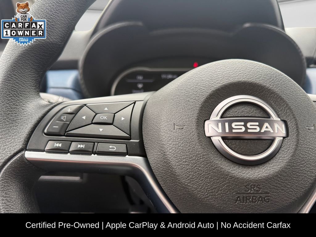 Certified 2025 Nissan Versa SV image 25