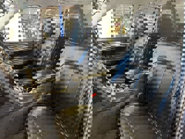 Used 2023 Jeep Grand Cherokee 4WD 4xe w/ Luxury Tech Group II image 9