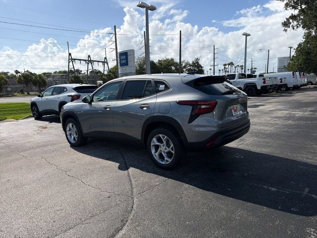 New 2026 Chevrolet Trax LS w/ LS Convenience Package FWD image 7