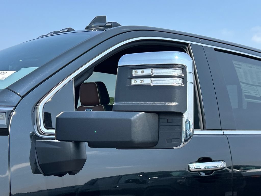 New 2026 GMC Sierra 2500 Denali Ultimate AWD/4WD image 14