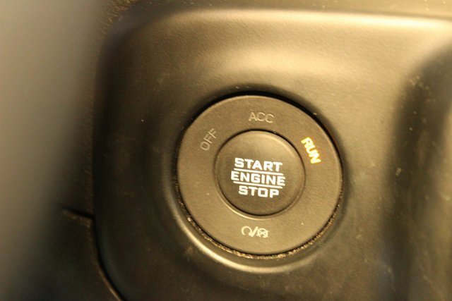 Used 2023 Jeep Wrangler Unlimited Sahara image 23