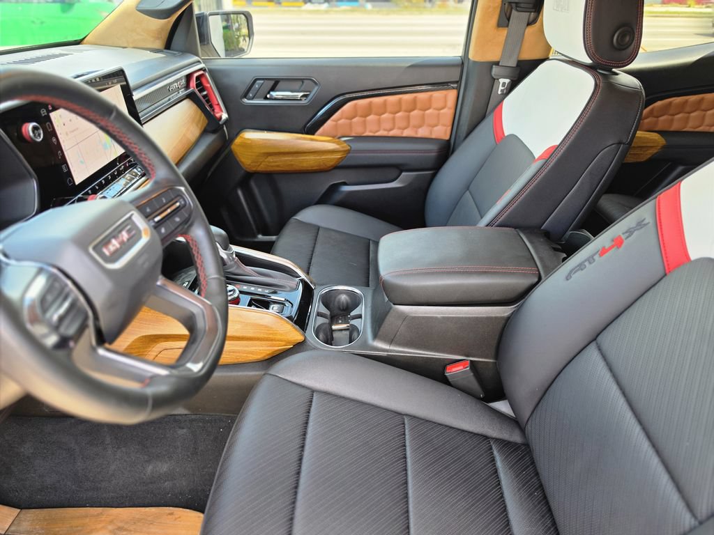 Used 2024 GMC Canyon AT4X w/ AT4X AEV Edition AWD/4WD image 19