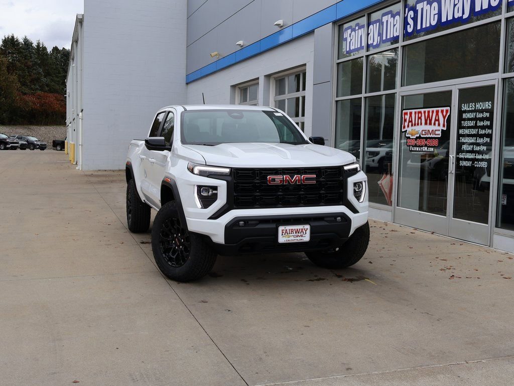 New 2026 GMC Canyon Elevation w/ Convenience Package image 40