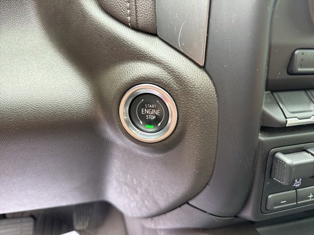 Used 2020 Chevrolet Silverado 1500 RST w/ All-Star Edition image 17