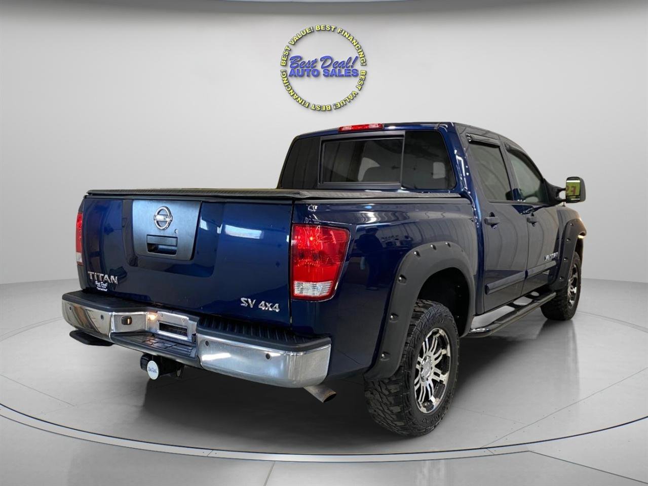 Used 2012 Nissan Titan SV w/ SV Premium Utility Pkg image 5