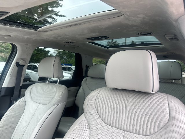 Certified 2024 Hyundai Palisade Calligraphy AWD/4WD image 22