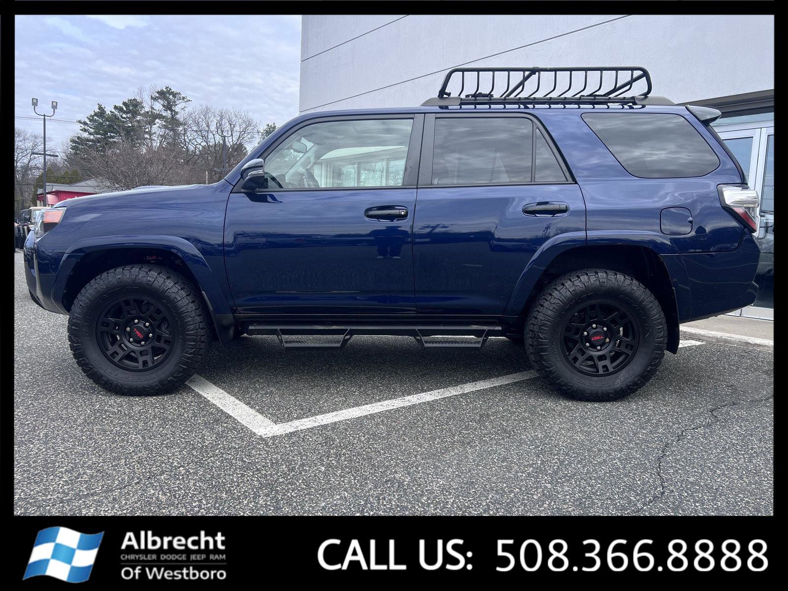 Used 2021 Toyota 4Runner Venture w/ Moonroof Package image 2