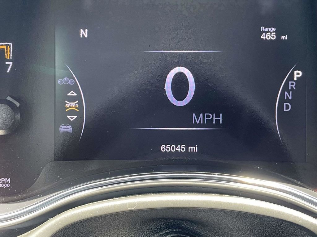 Used 2020 Jeep Grand Cherokee Laredo AWD/4WD image 29