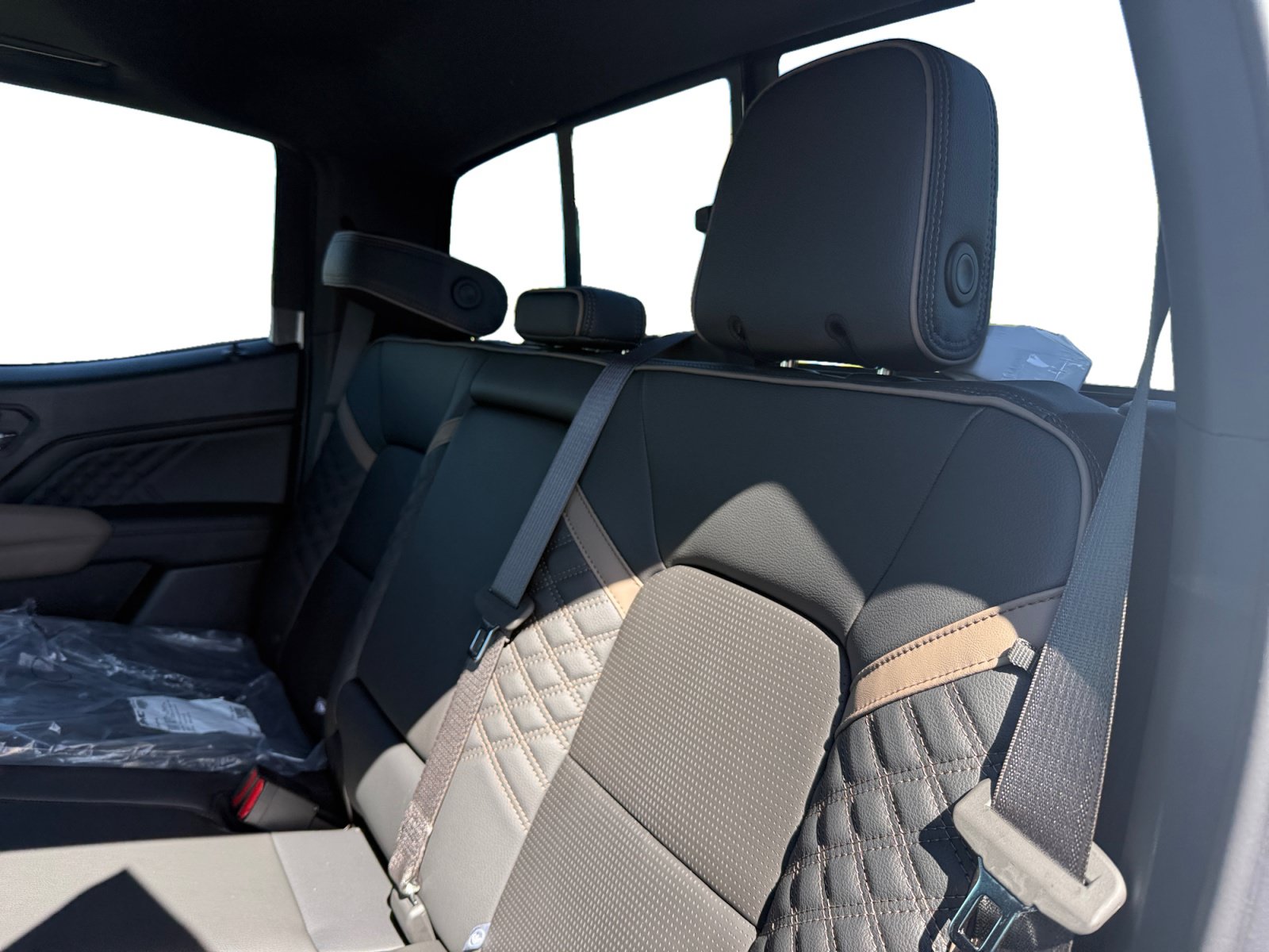 New 2026 GMC Canyon Denali AWD/4WD image 16
