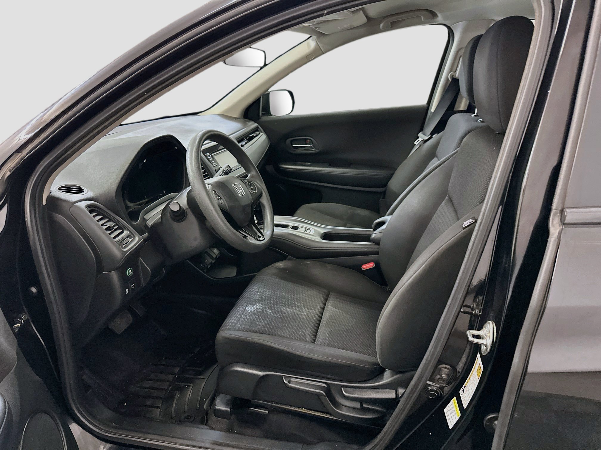 Used 2016 Honda HR-V LX image 13