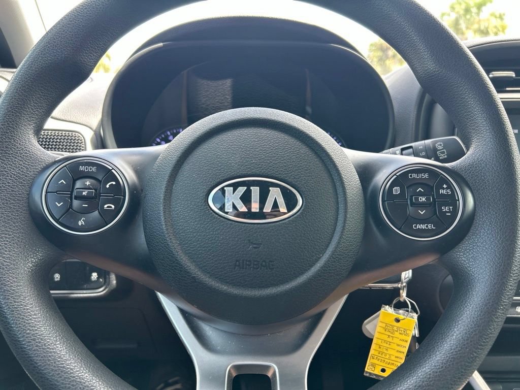 Used 2020 Kia Soul LX FWD image 23