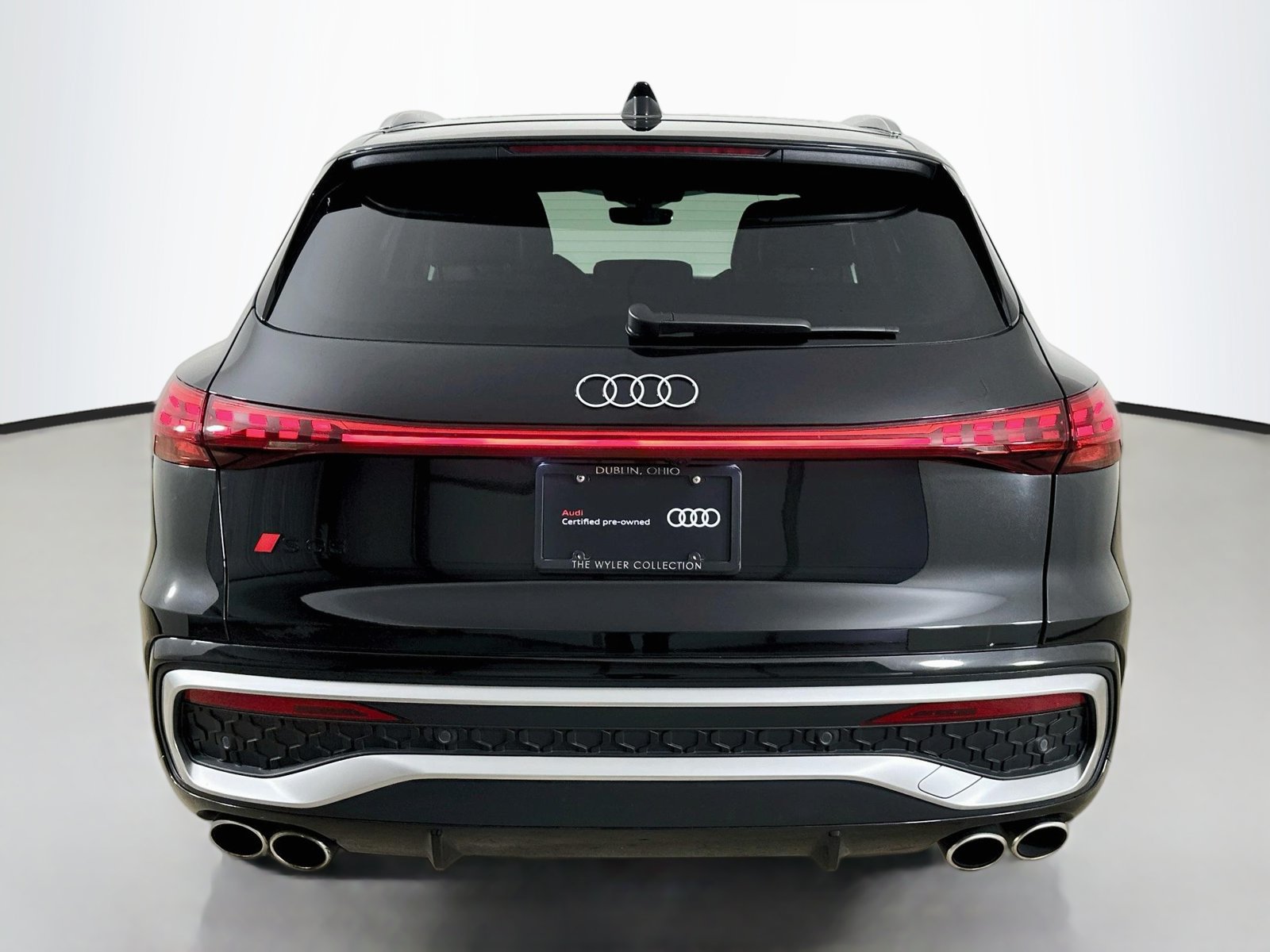 Certified 2025 Audi SQ5 Premium Plus AWD/4WD image 6