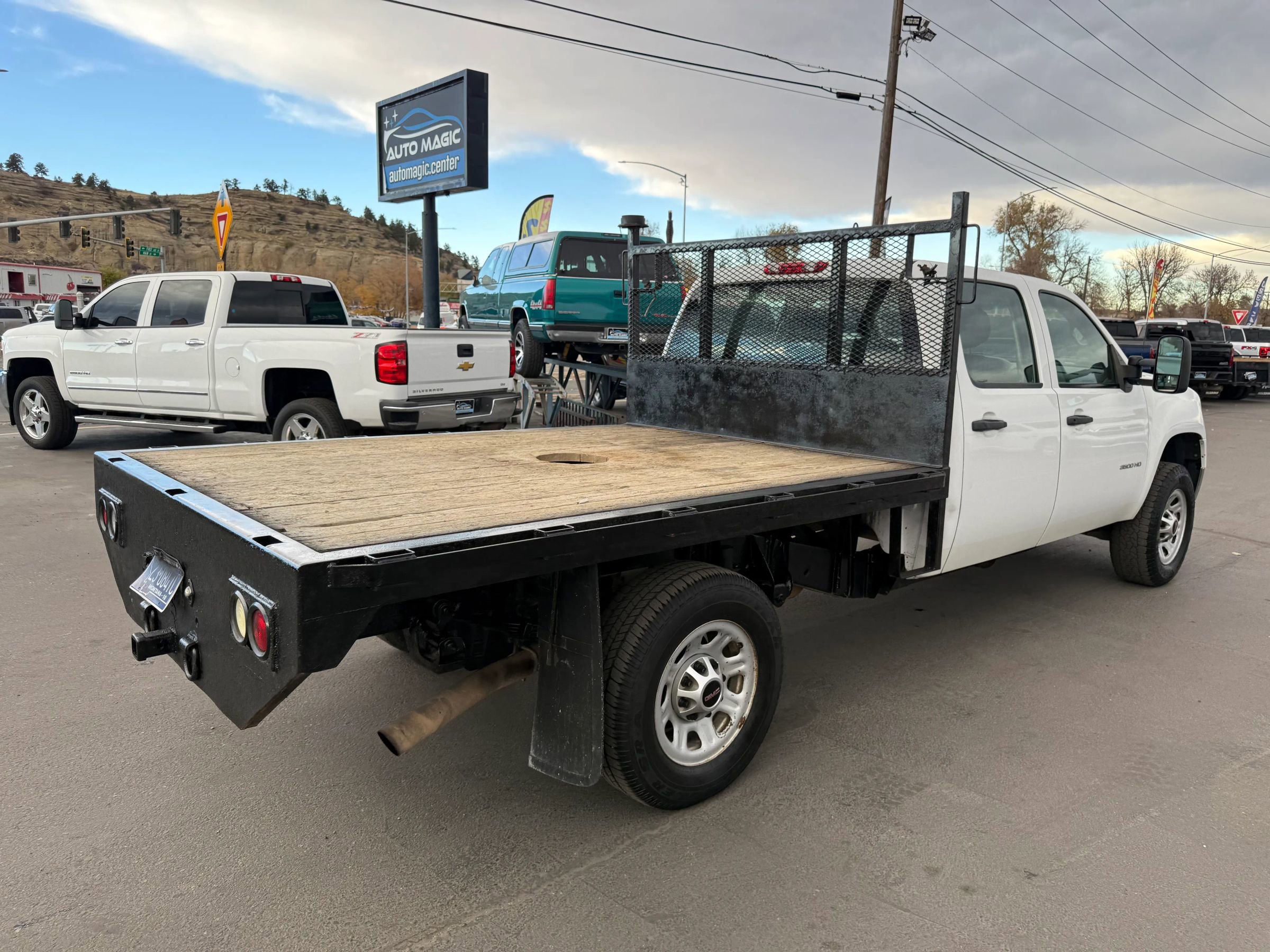Used 2012 GMC Sierra 3500 W/T image 3