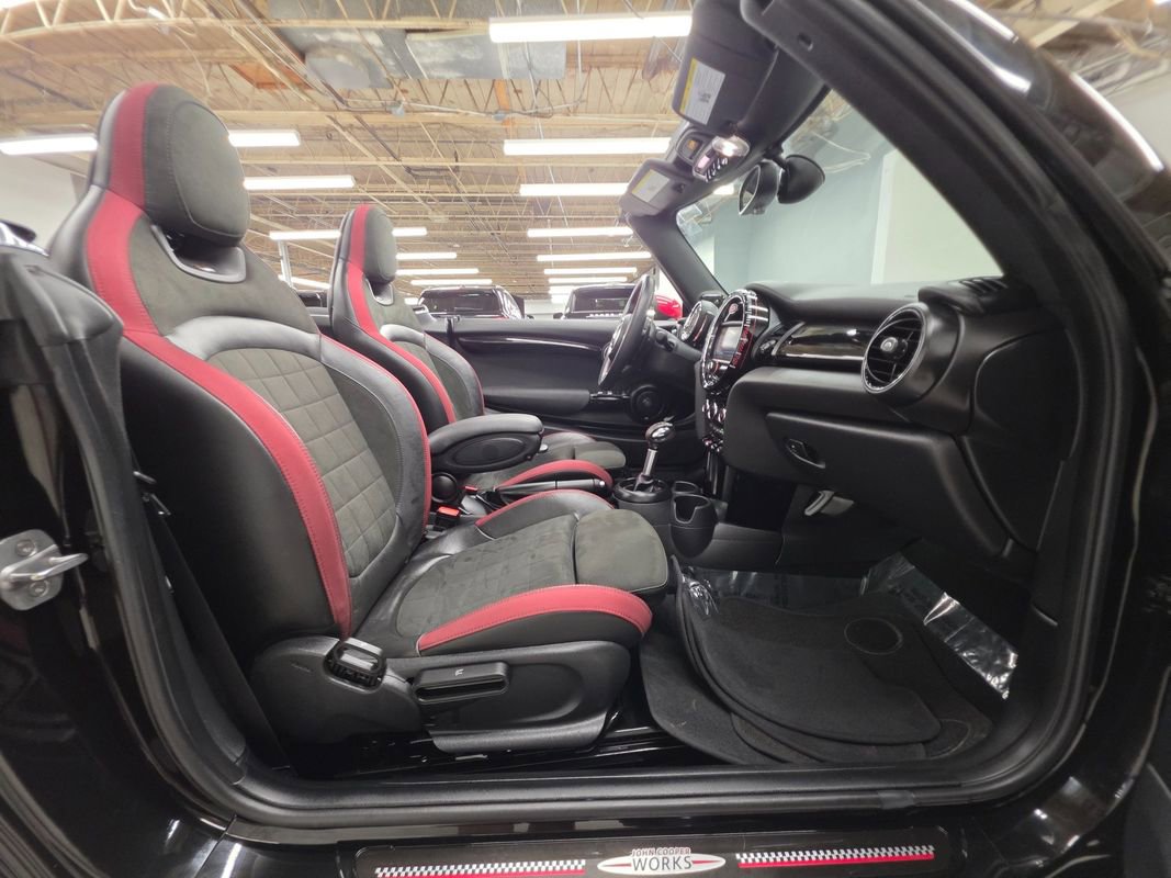 Used 2018 MINI Cooper John Cooper Works FWD image 40