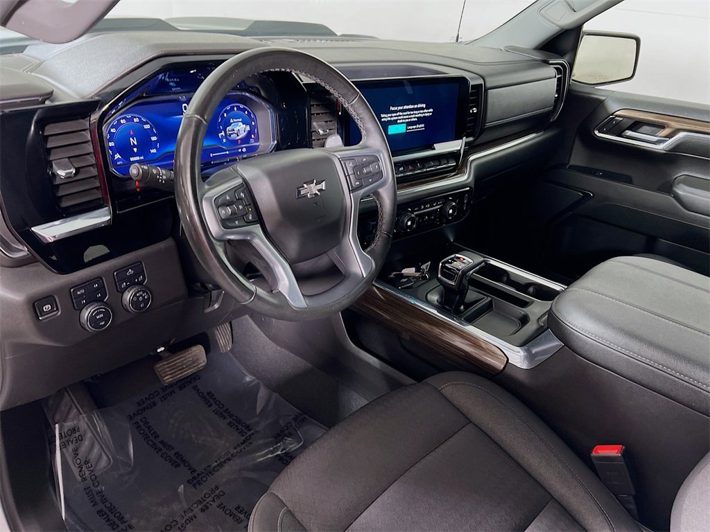 Used 2024 Chevrolet Silverado 1500 LT Trail Boss w/ Protection Package image 10