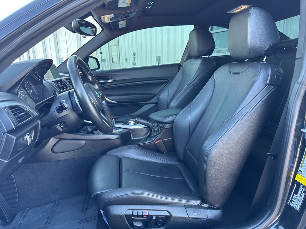 Used 2015 BMW M235i Coupe image 10