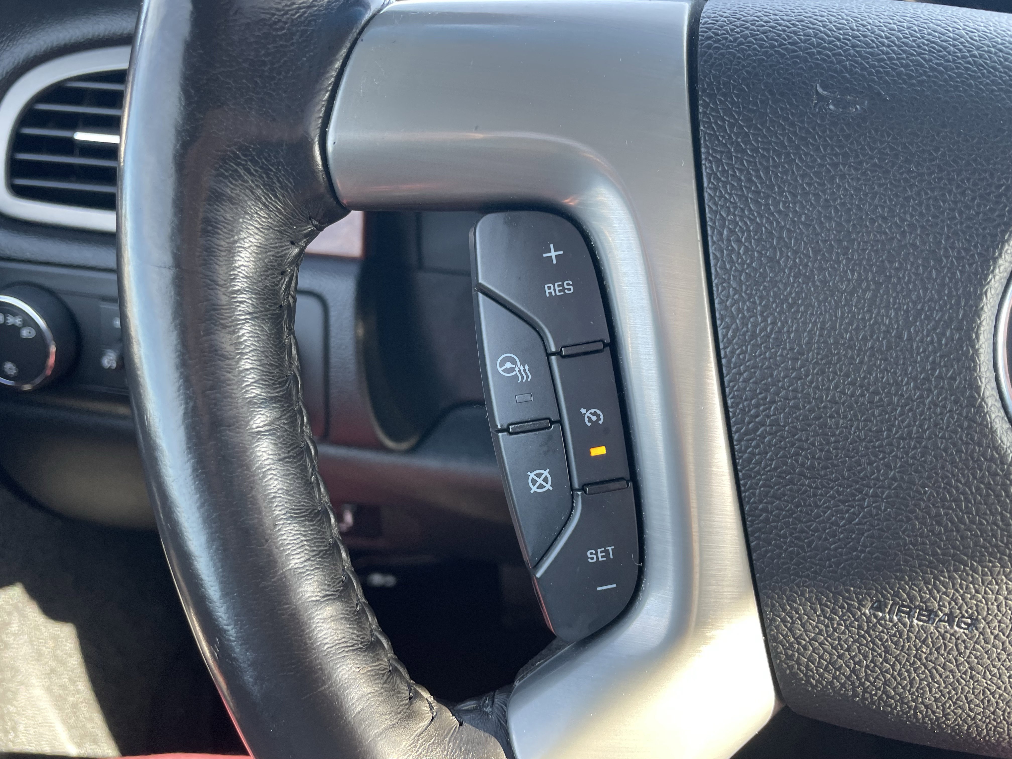 Used 2014 Chevrolet Tahoe LTZ AWD/4WD image 14