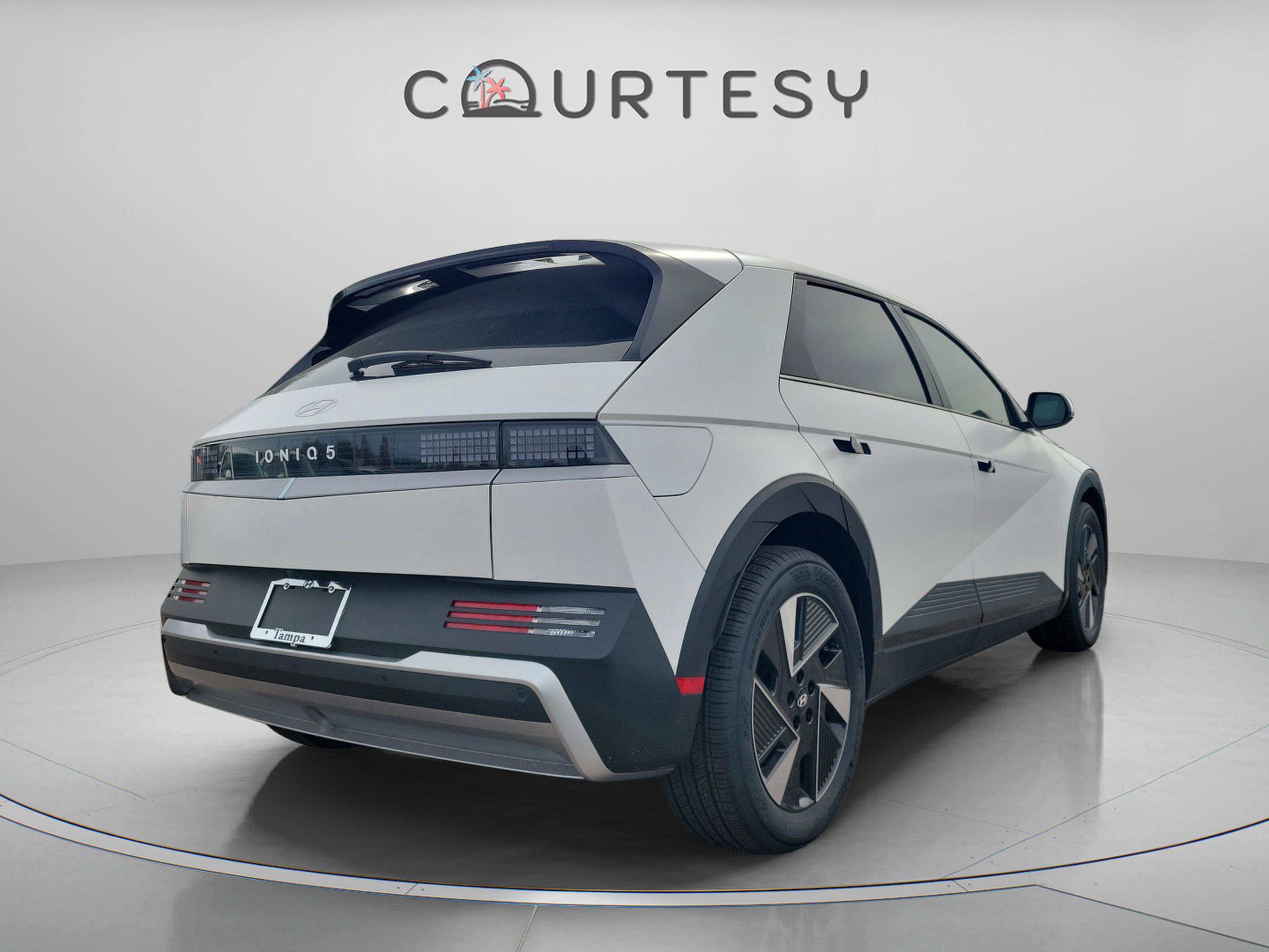 New 2026 Hyundai Ioniq 5 SEL image 4