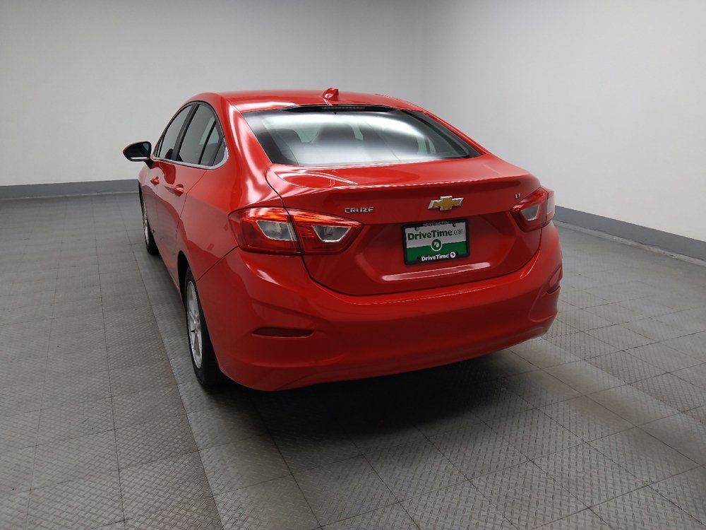 Used 2017 Chevrolet Cruze LT FWD image 5