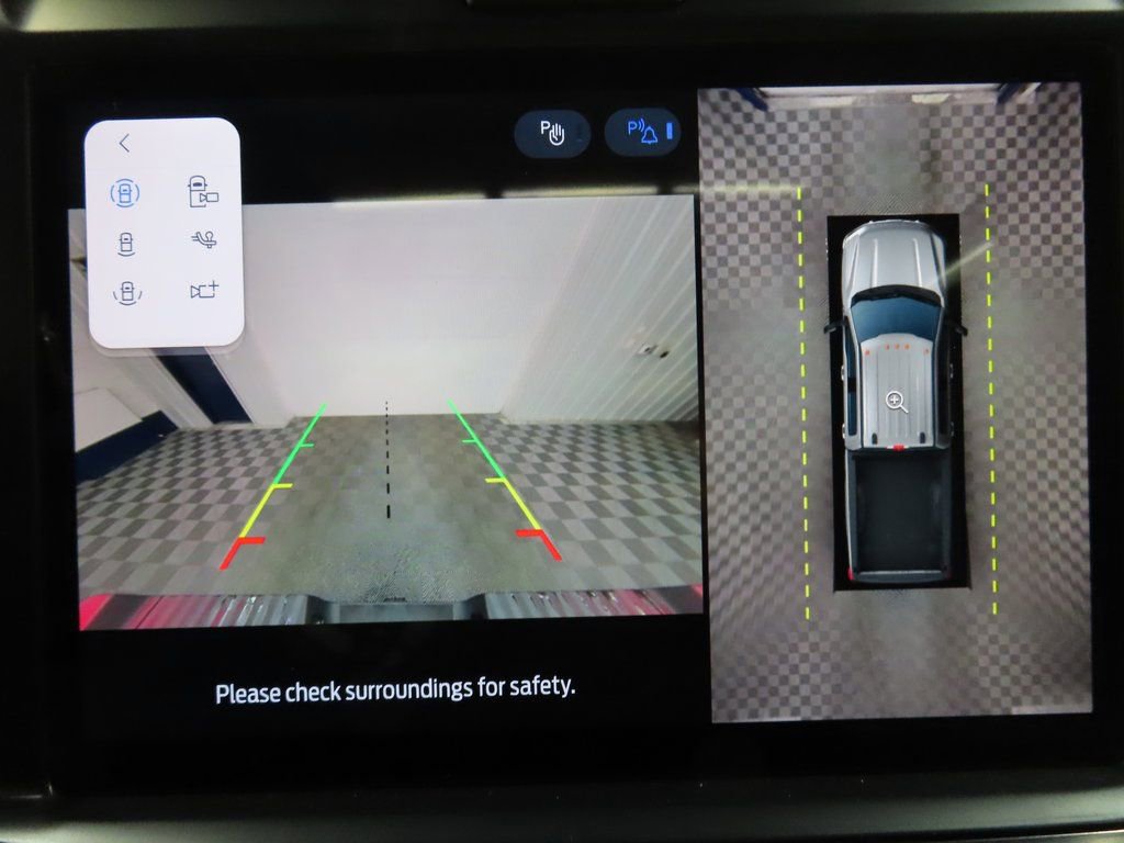 Used 2025 Ford F450 Platinum w/ FX4 Off-Road Package AWD/4WD image 16