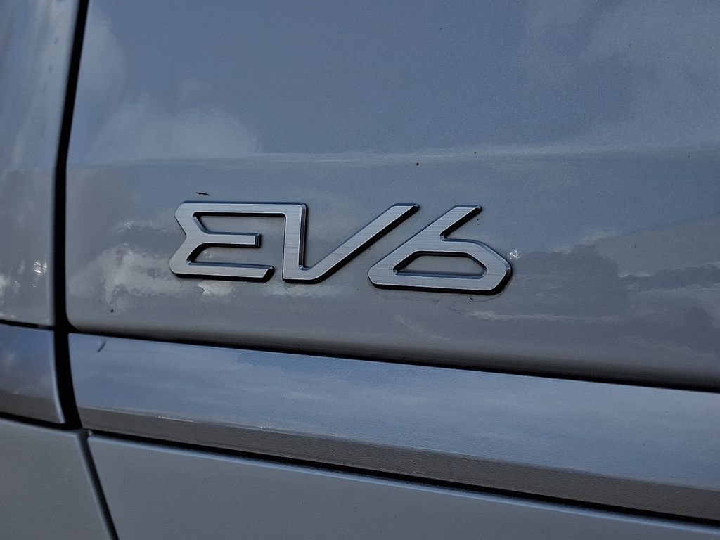 Used 2024 Kia EV6 Light image 31