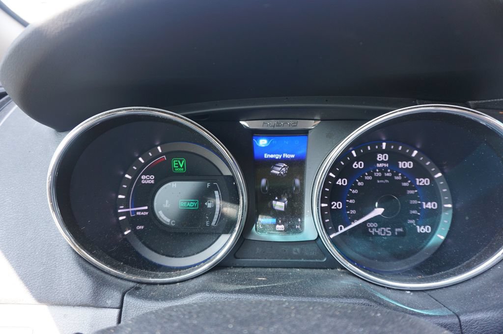 Used 2012 Hyundai Sonata Hybrid FWD image 6
