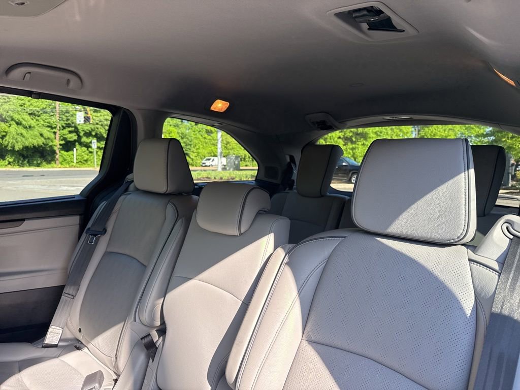 Used 2022 Honda Odyssey Elite image 10